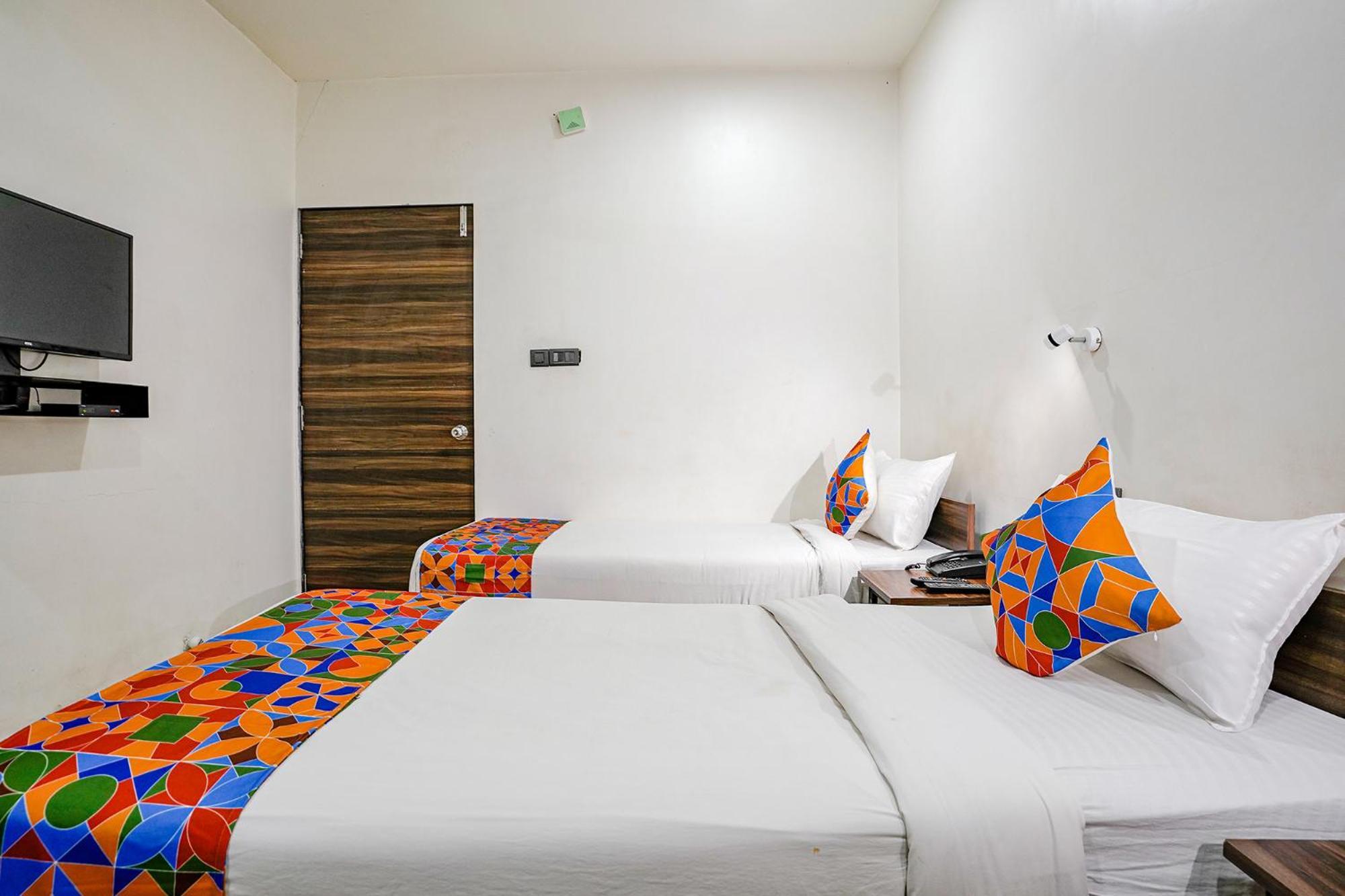 Fabhotel Lotus I Сурат Екстер'єр фото